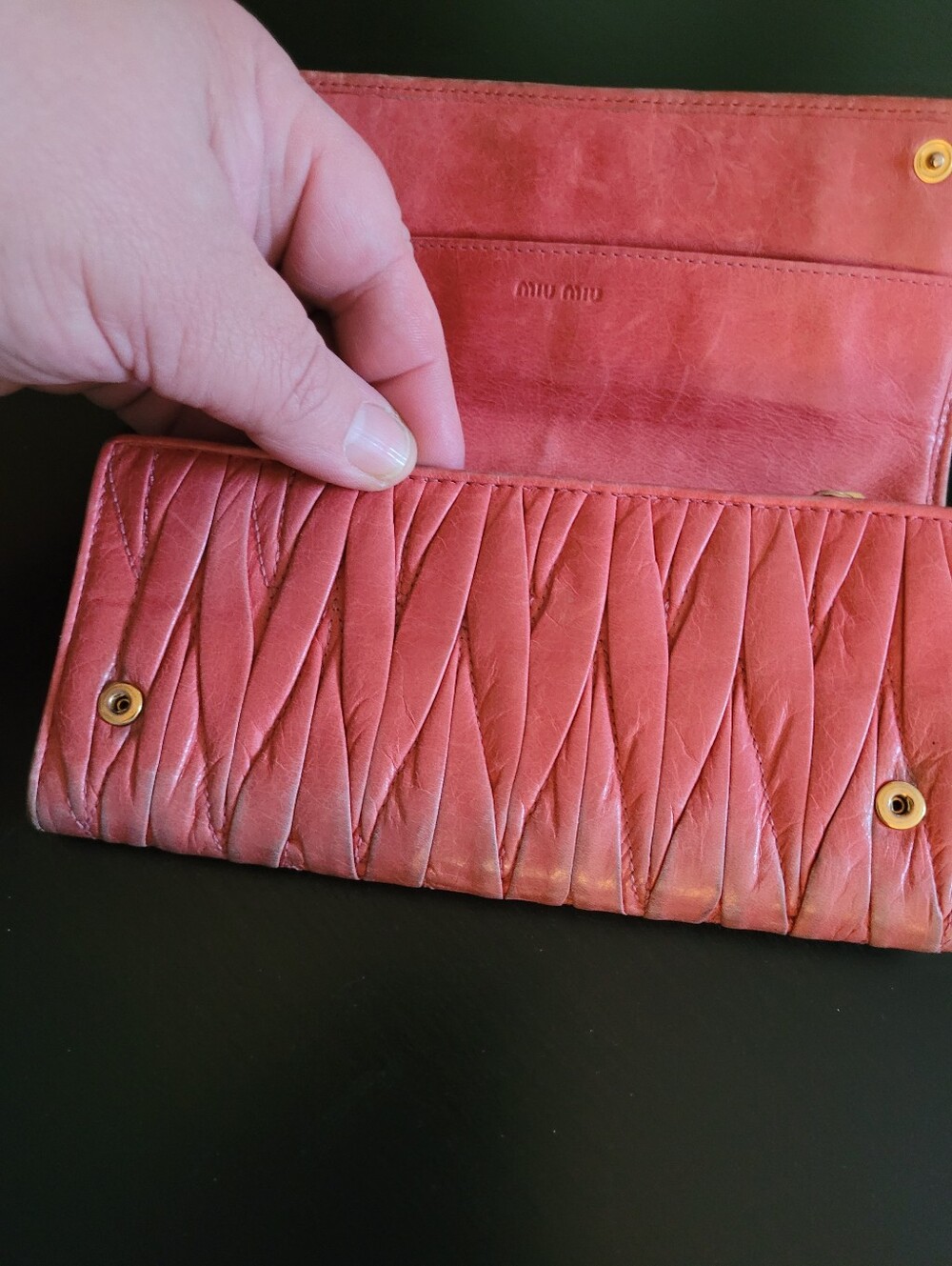Project Miu Miu Pink Quilted Matelassé Leather Wallet with Gold Logo - Picture 6 of 8
